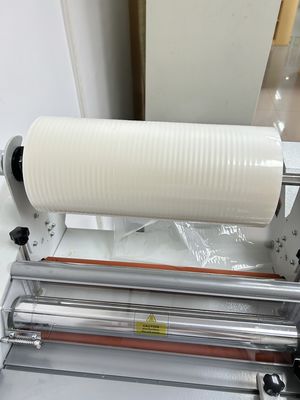 قیمت خوب لاک فیلم محافظ قابل برداشت BOPP با عملکرد بالا برای راه حل های بسته بندی برتر آنلاین