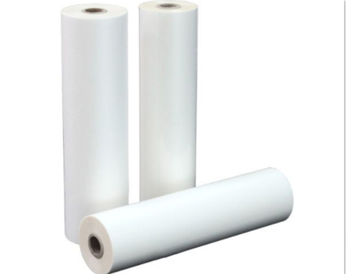 Good price 1195mm عرض 1 اینچ هسته 22mic درخشنده چند برابر اکستروژن PET فیلم لایه بندی حرارتی برای چاپ صفحه نمایش آنلاین